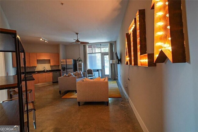 Photo - 89 Mangum St SW Unidad 213