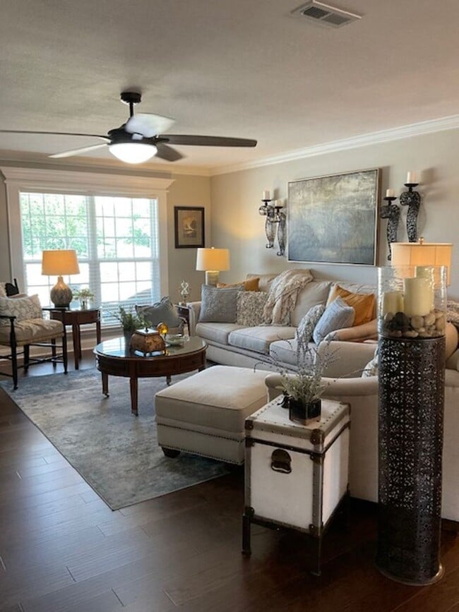 Photo - Maryville 37803 - 3 Bedroom 2 bath one level home just outside the city limits - Contact Ed Johns...