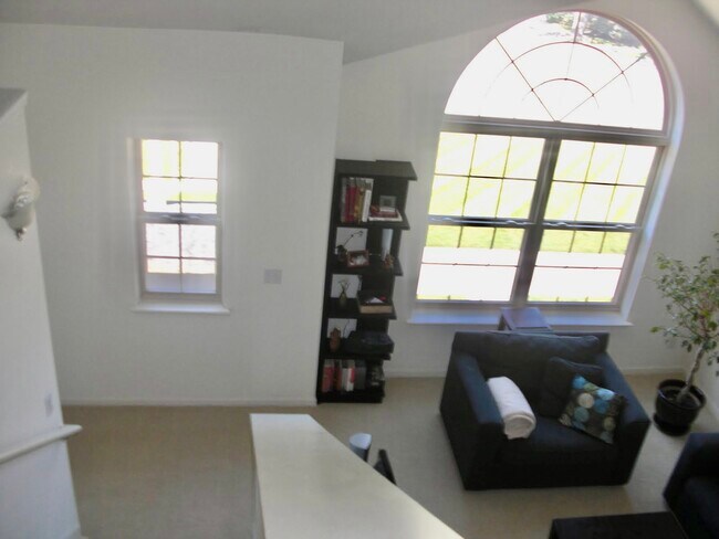 Photo - 3218 Camden Dr Unit 3218