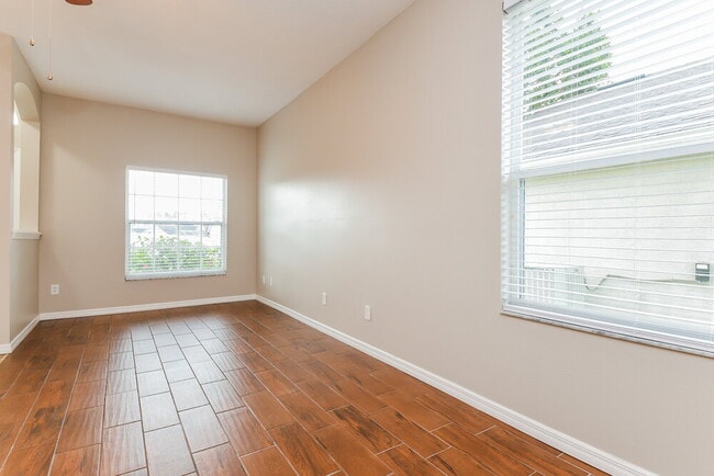 Photo - 115 Cork Way