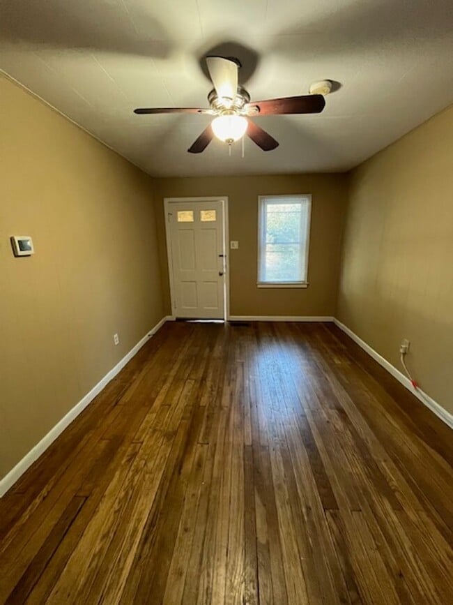 Photo - 2 bedroom, 1 bathroom home located in the heart of Lexington