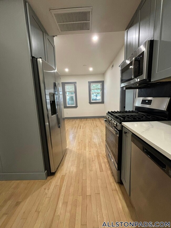 Photo - 41 Long Ave Unidad 2