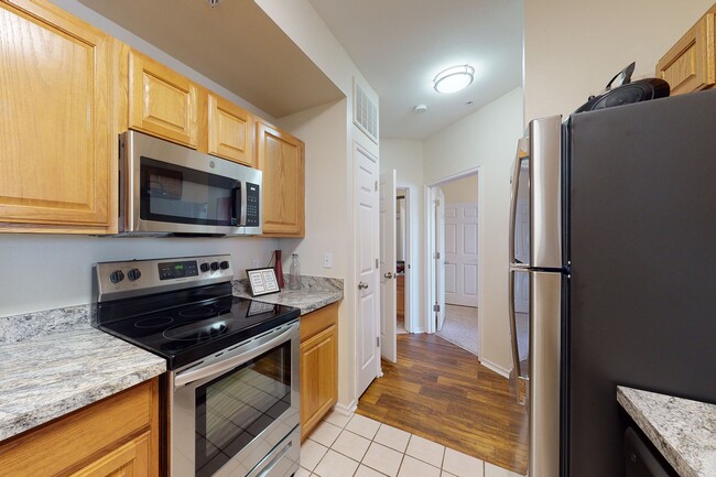 Quail Landing Kitchen - Quail Landing Apartments