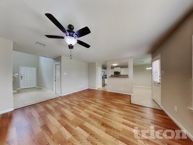 Photo - 334 Shoshone Ridge Dr