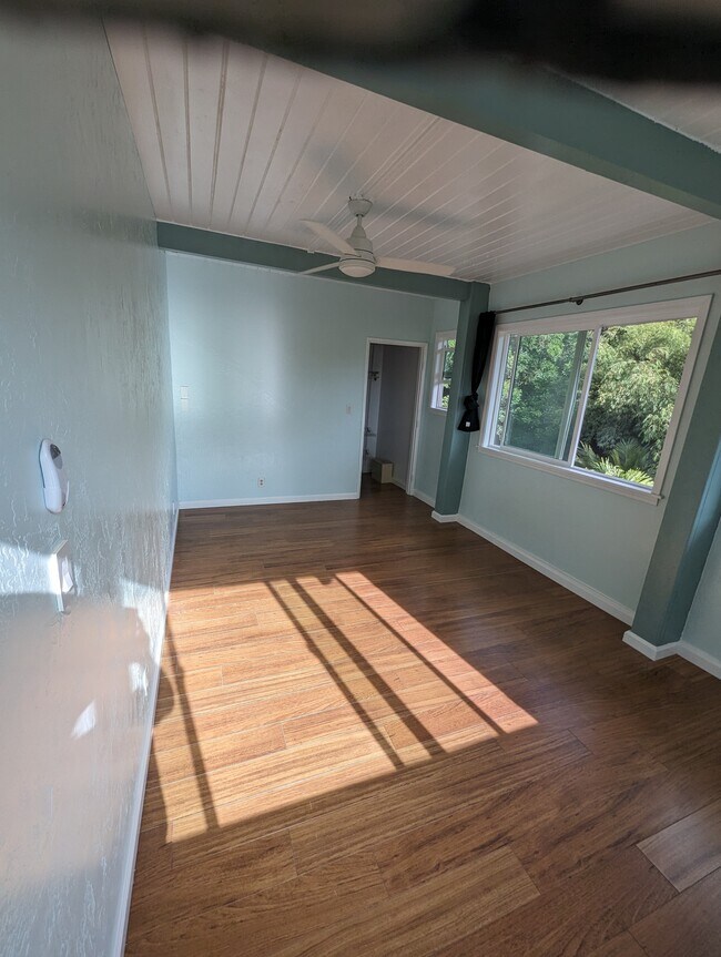 Photo - 475 Kekoanui Pl