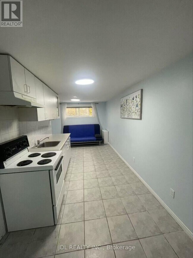 Photo - 58 Grandview Ave