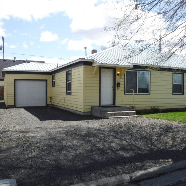 Building Photo - 626sw8 Unit 626