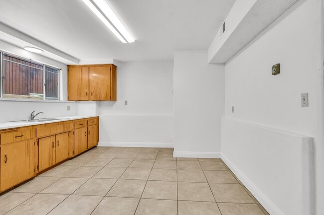 Photo - 4743 Choctaw Dr Unit 2