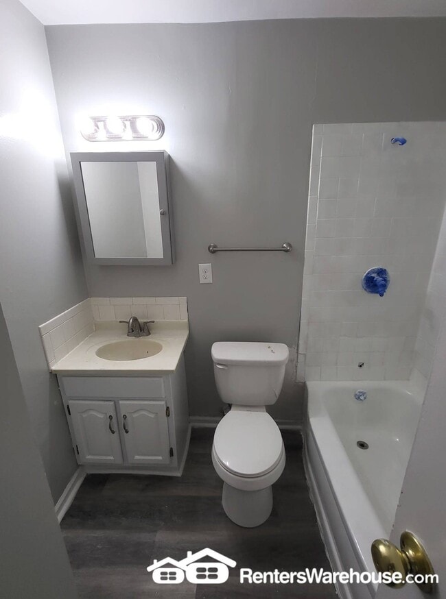 Photo - 9307 Stark Ave