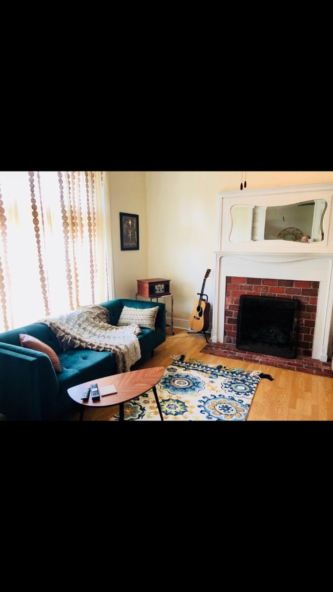 Photo - 2306 Sidney St Unit 1