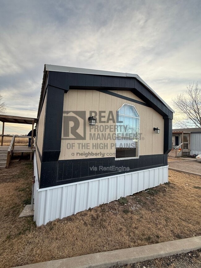 Photo - 8230 Upton Rd