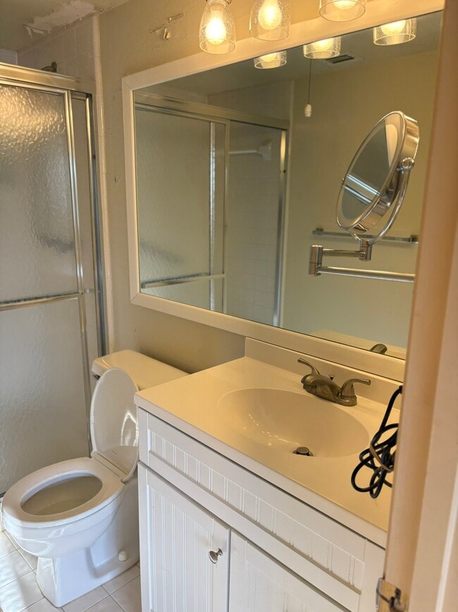 Photo - 503 Shady Pine Way Unit B2