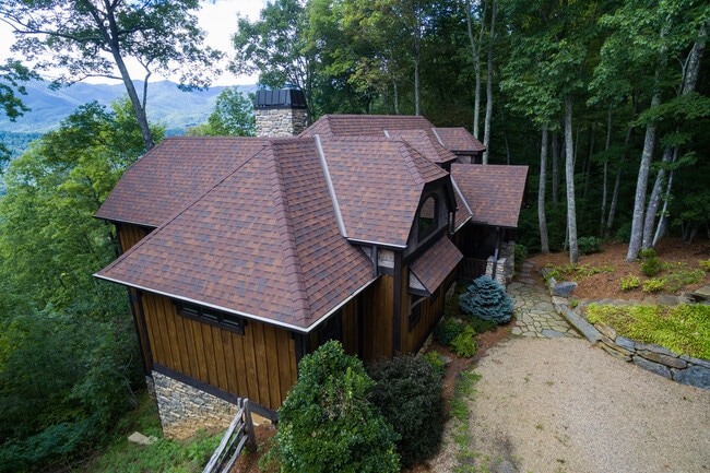 Photo - Beautiful Mountain home in Balsam Mountain Preserve Community $3500 a month with year-long lease
