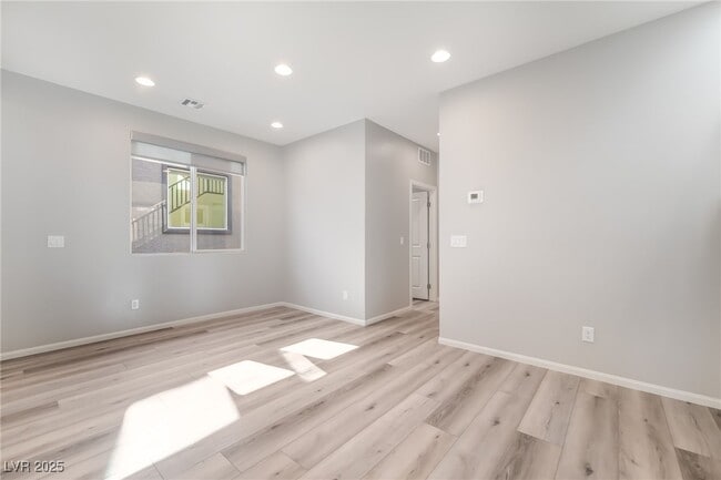 Photo - 8923 W Pebble Rd