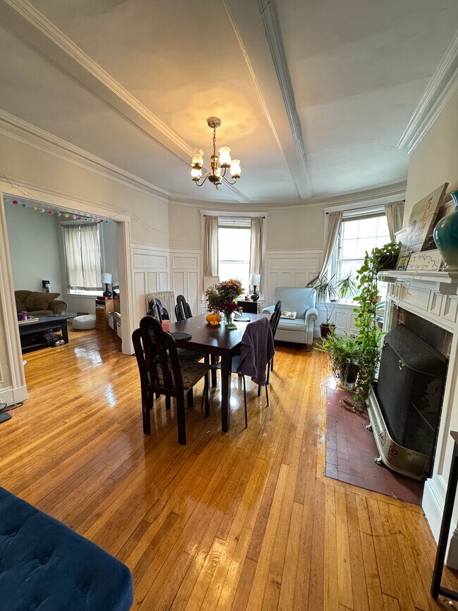Photo - 104 Strathmore Rd Unidad 1