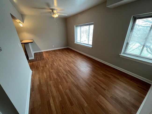 Photo - 4946 N Harding Ave