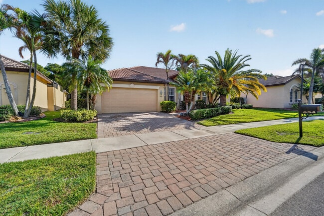 Photo - 854 SW St Tropez Ct