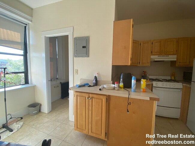 Photo - 23 Brighton Ave Unit 5