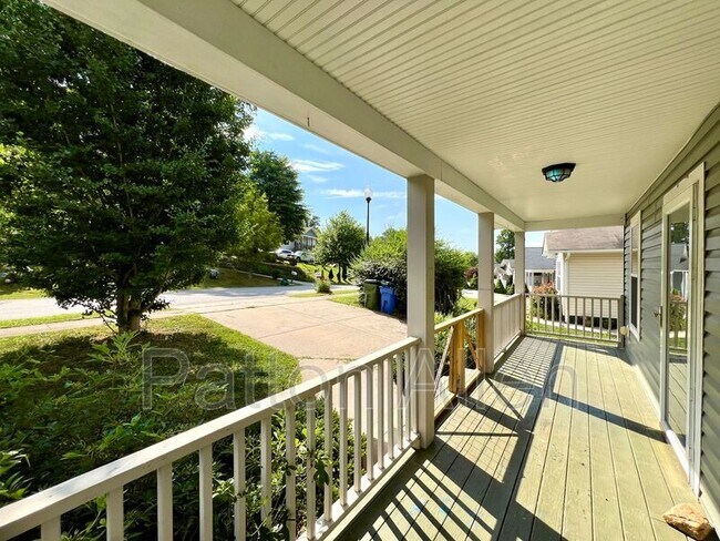 Photo - 130 Warren Haynes Dr