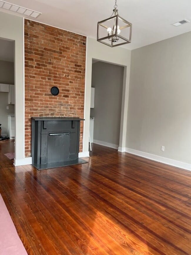 Photo - Beautifully Renovated 2-bedroom Home in Shelby Park!