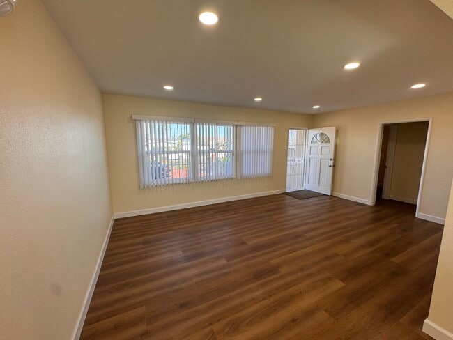 Photo - 15419 Cimarron Ave