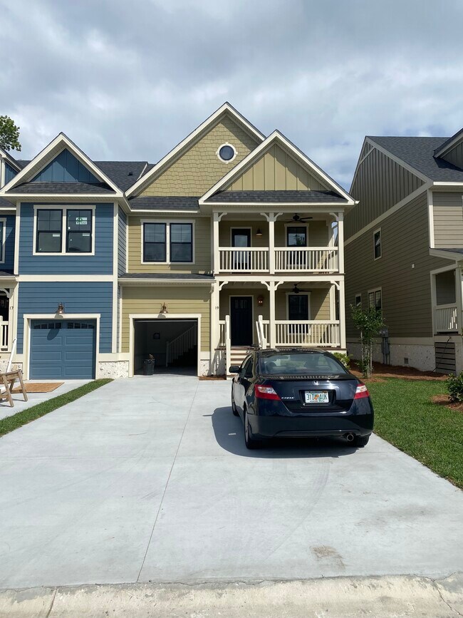 New construction Townhome - 19 Old Stoney Ln