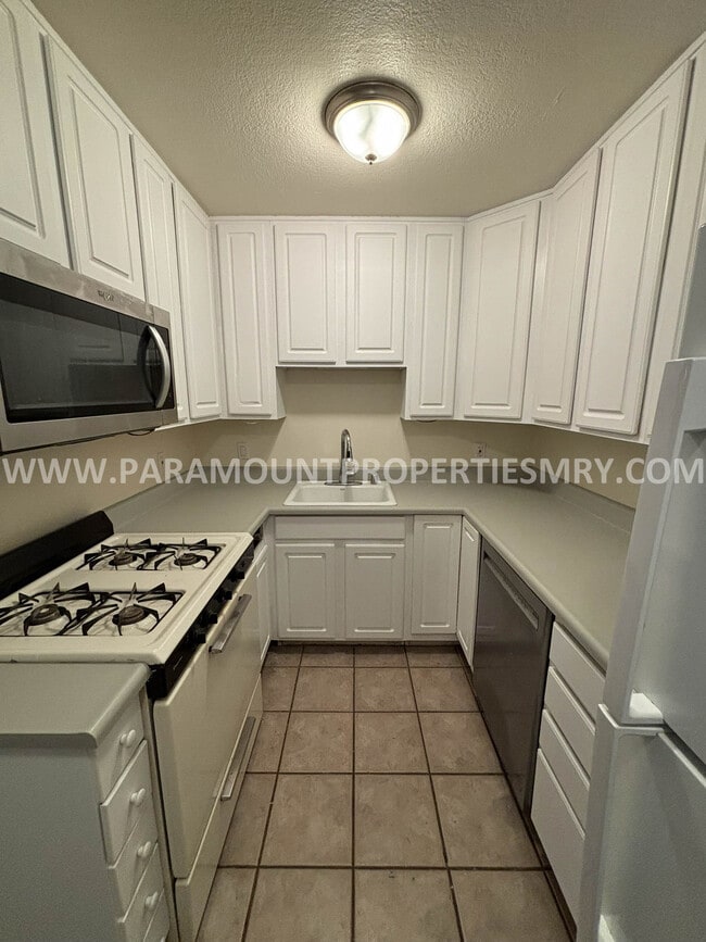 Photo - 500 Glenwood Cir