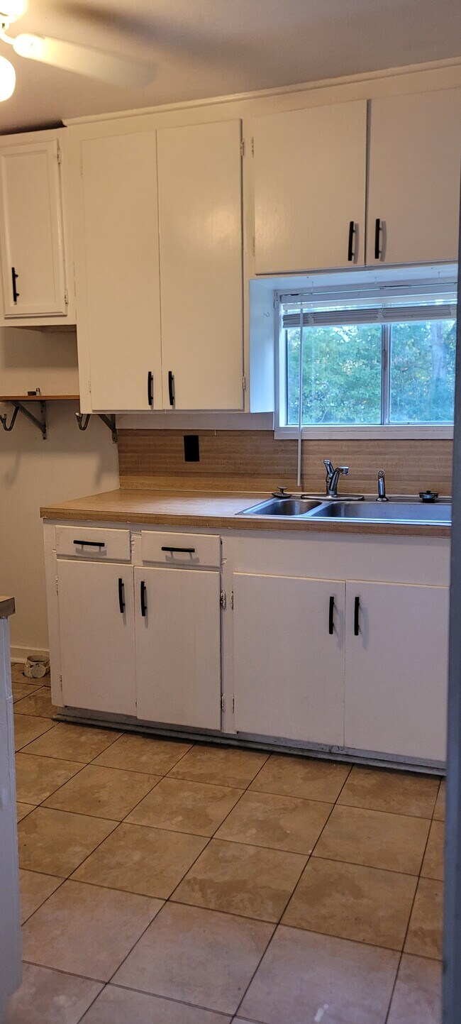 Photo - 124 Pecan Street