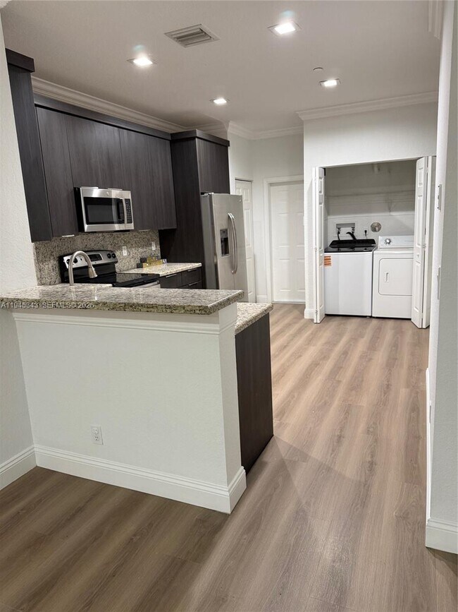 Photo - 3907 Vista Grove Ln