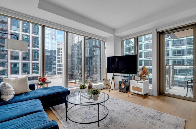 Photo - 133 Seaport Blvd Unit Echelon