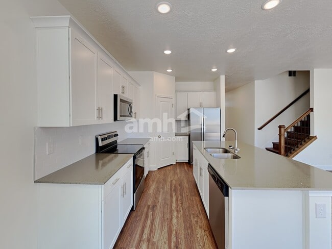 Photo - 2184 E Silverado Ln