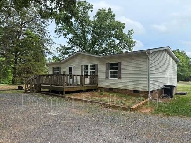 Photo - 5474 Robinhood Rd