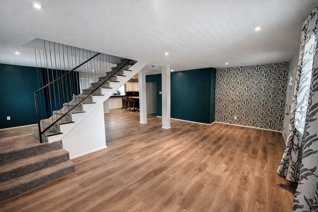 Photo - 421 N Ohio St