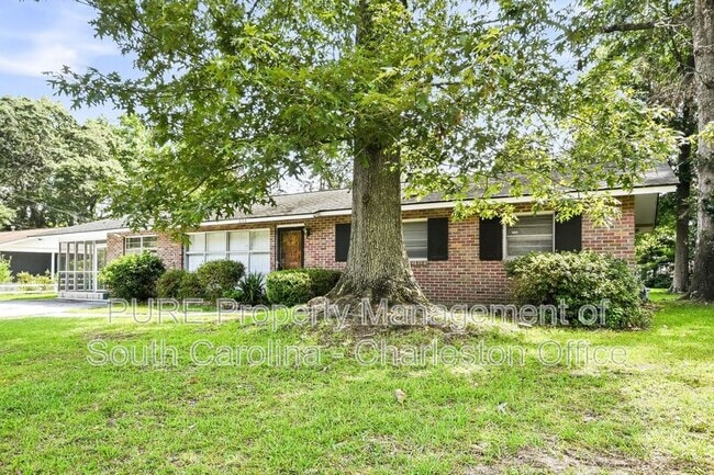 628 Constant Dr