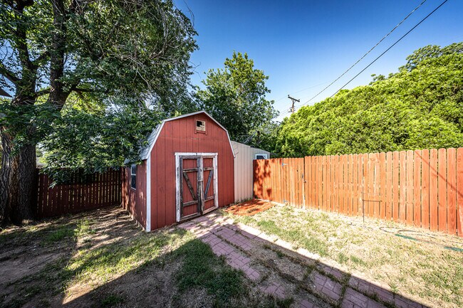 Photo - 713 NW 32nd St
