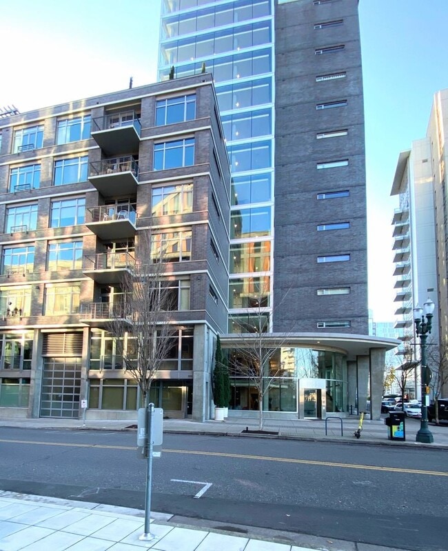WARC01 - WARC01 Apartment Unit Suite 111