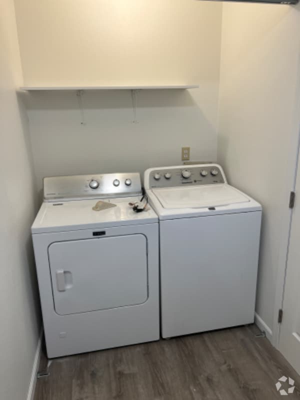 Building Photo - 981 E Snohomish Dr Rental