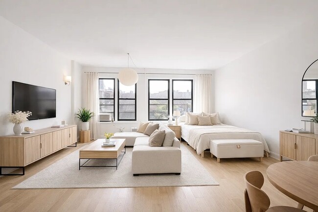 Building Photo - 457 W 17th St Unit 11