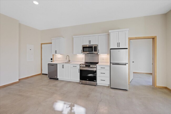 Photo - 617 S Adams St Unidad 203