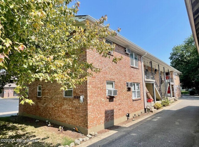 Building Photo - 3909 S 3rd St Unit 7