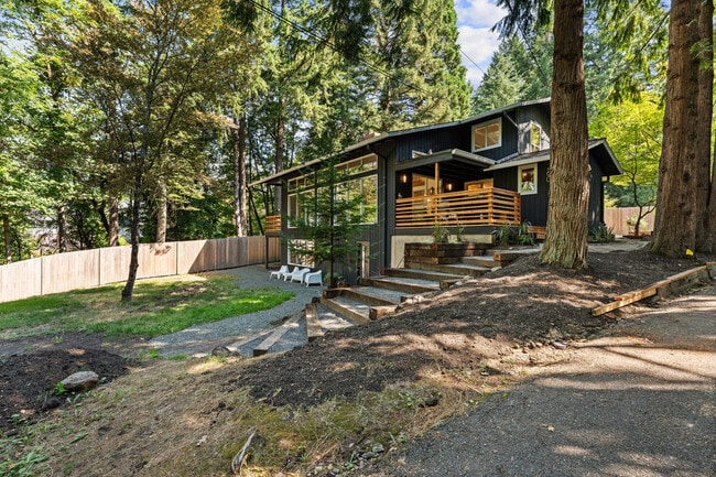 Building Photo - 260 NW 114th Ave