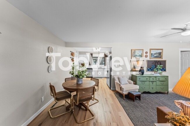 Photo - 221 Everett Dr