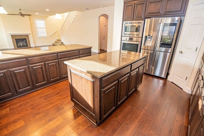 Photo - 2744 Valley Oak Pl