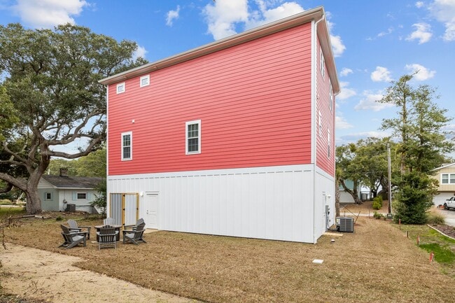 Photo - 5603 Sound Dr