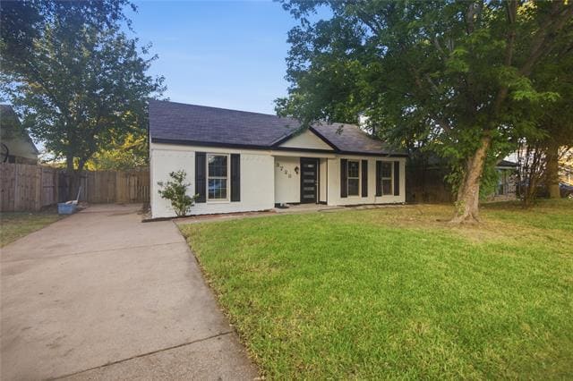 3728 Flintwood Trail