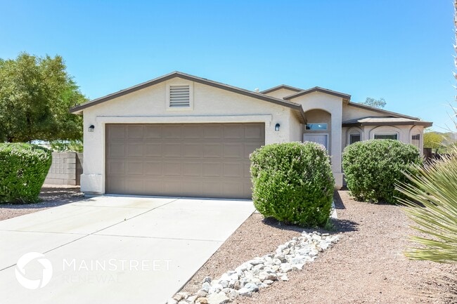 Building Photo - 1919 W Calle Guadalajara