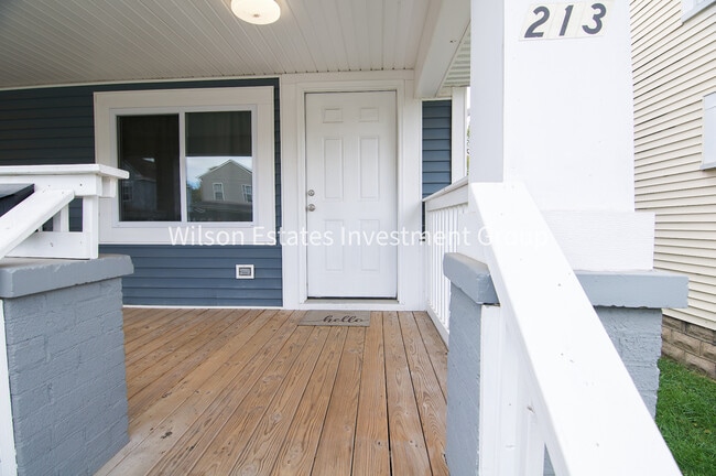 Building Photo - 213 Midland Ave Unit 213 Midland Ave