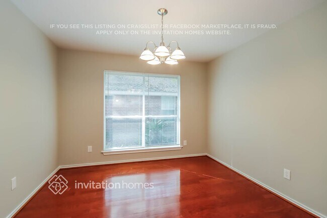 Photo - 203 Shale Run Pl