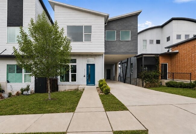 Building Photo - 6124 Florencia Ln
