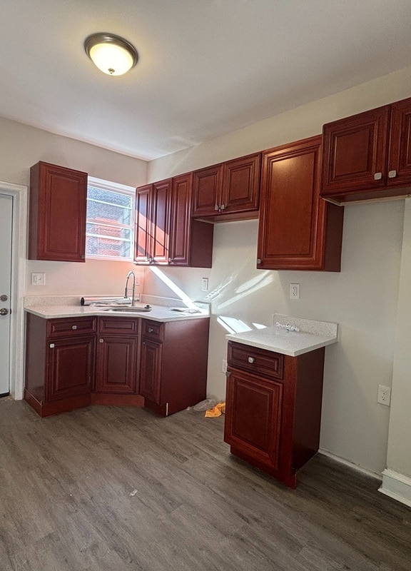 Building Photo - 410 N Loudon Ave